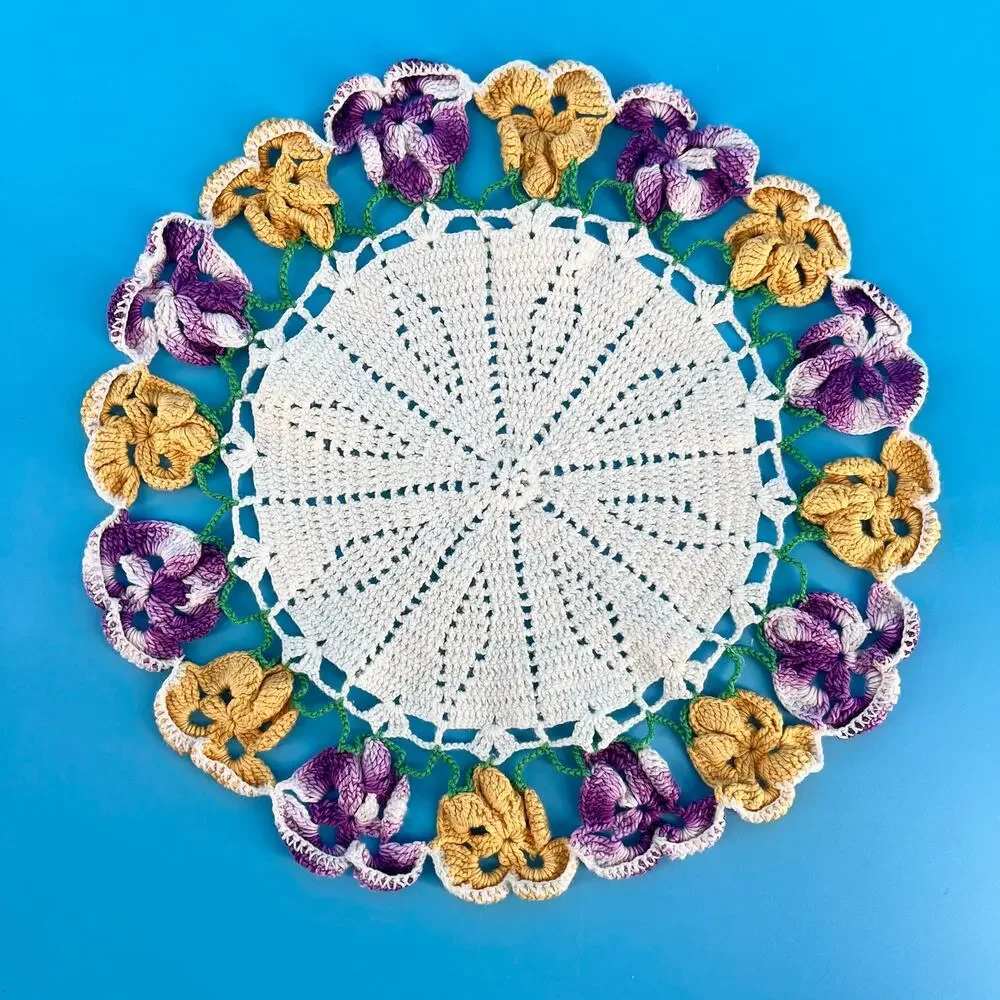 70s Crochet Doily Pansy Cottage 1970s Vintage